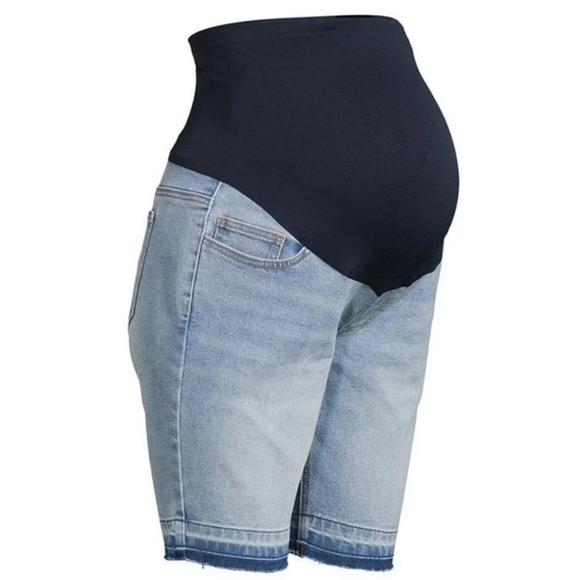 Time And Tru Women's Maternity Bermuda Shorts Light New size Large - Picture 1 of 2